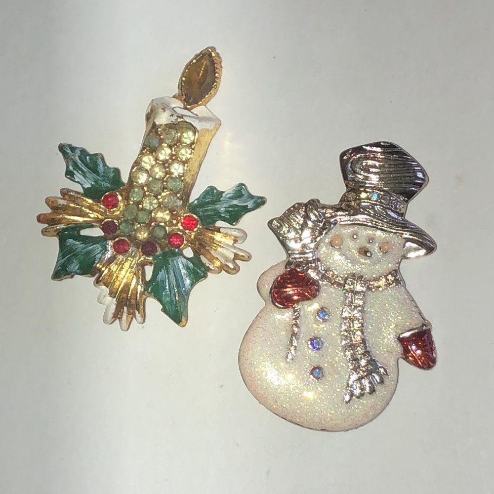 Festive Snowman and Candle Holiday Brooch Set - Gold, Green, White, Red - Picture 2 of 6